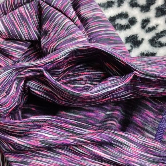 Andrew Marc Performance Mulberry Combo Leggings Inseam 26" - Picture 16 of 16